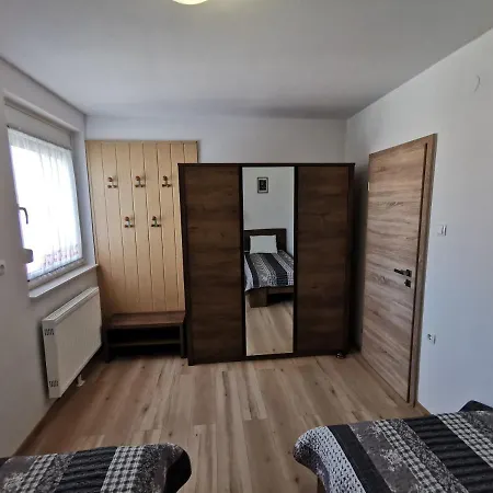 Jerman Apartman Koper